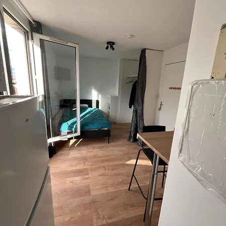 Cosy, Parking Gratuit Apartmán *